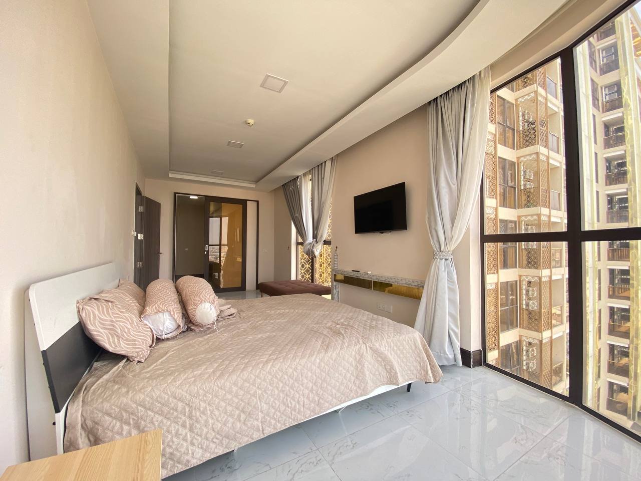 Appartement-2-Chambres-à-Orkide-The-Royal-Condominium-03