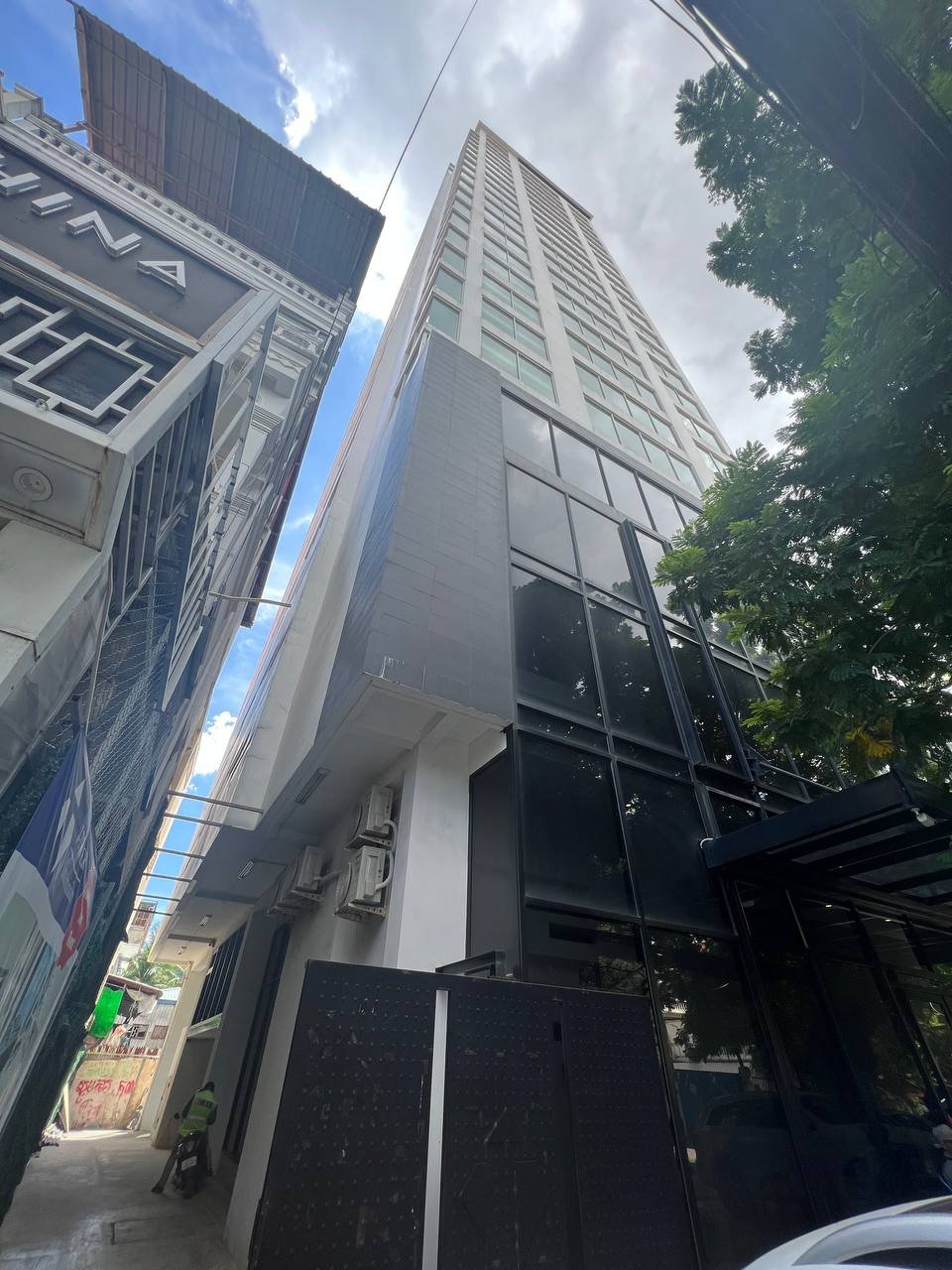 Condo-J-Tower-1-Chambre-a-Vendre-Sud-BKK1-Phnom-Penh-Vue-Building