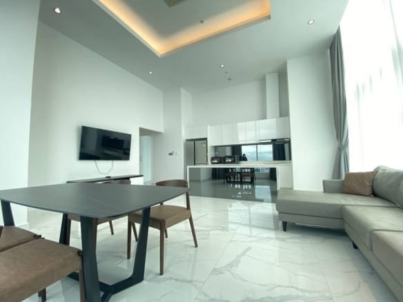 Penthouse-special-3-chambres-a-louer-BKK1-Phnom-Penh-01