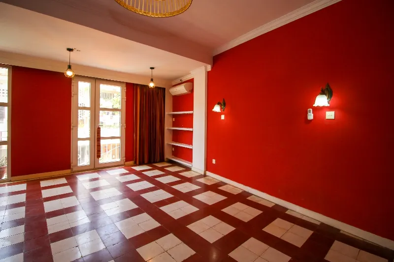 Phnom-Penh-Maison-Coloniale-a-Vendre-5-Chambres-Riverside-16