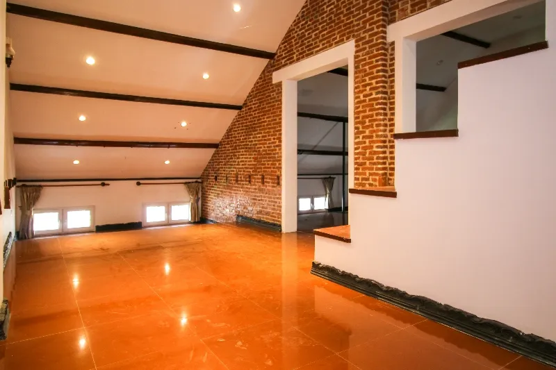 Phnom-Penh-Maison-Coloniale-a-Vendre-5-Chambres-Riverside-29