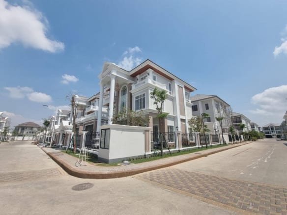 Phnom-Penh-Maison-a-Vendre-a-ECO-DELTA