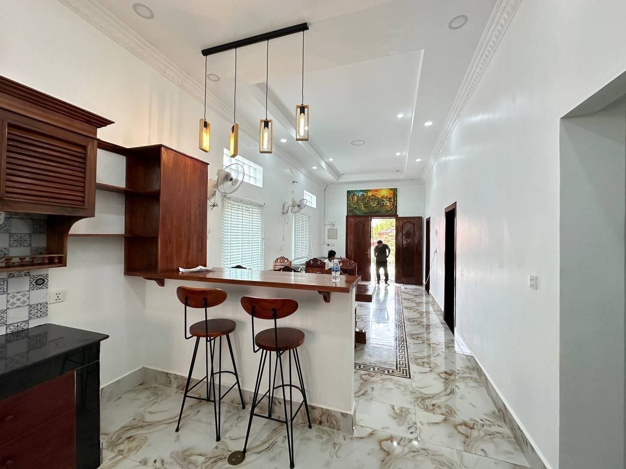 Maison-à-louer-dans-le-quartier-de-Svay-Dangkum-02