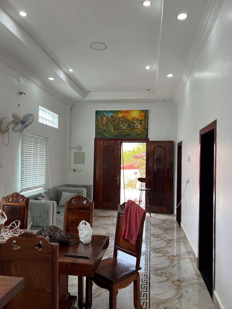 Maison-à-louer-dans-le-quartier-de-Svay-Dangkum-03