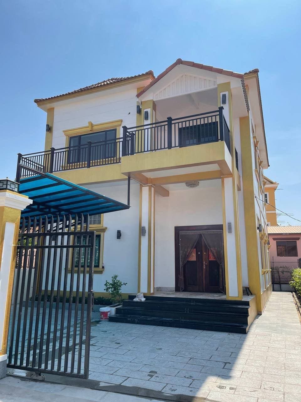 Maison-à-louer-dans-le-quartier-de-Svay-Dangkum