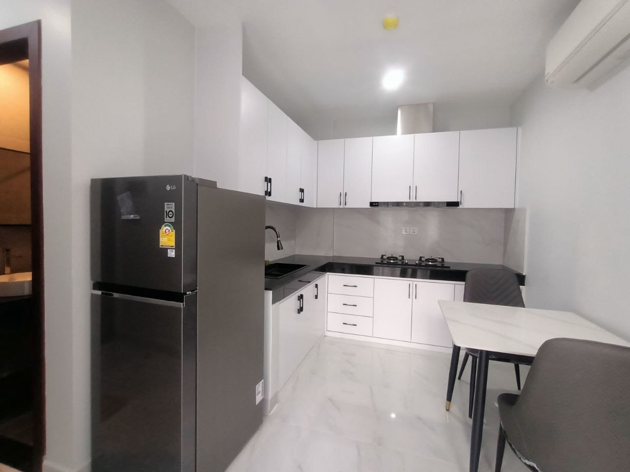 Un-bel-appartement-nouvellement-construit-à-louer-02