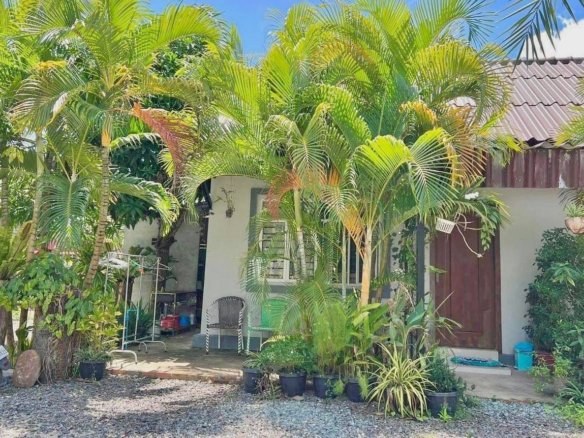 Petite Maison 1 Chambre à Louer à Kampot