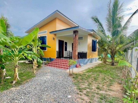Villa 2 Chambres et Jardin à Louer à Kampot
