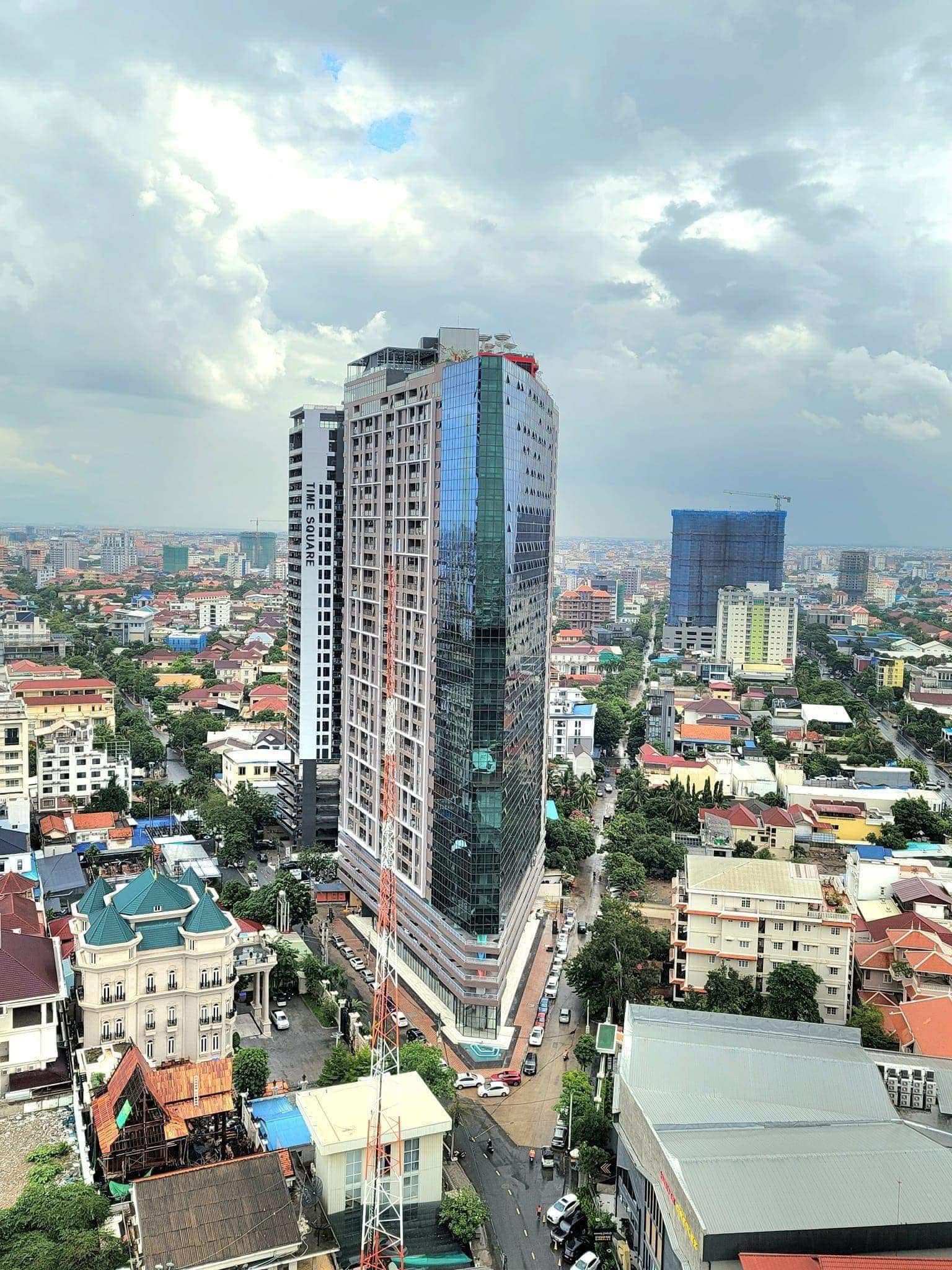 Vue d'un des immeubles de Time Square Phnom Penh construit